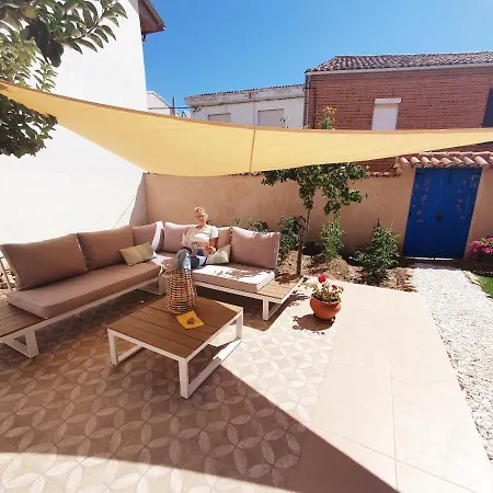 Albergue Villares De Orbigo - Solo Para Peregrinos Exterior photo